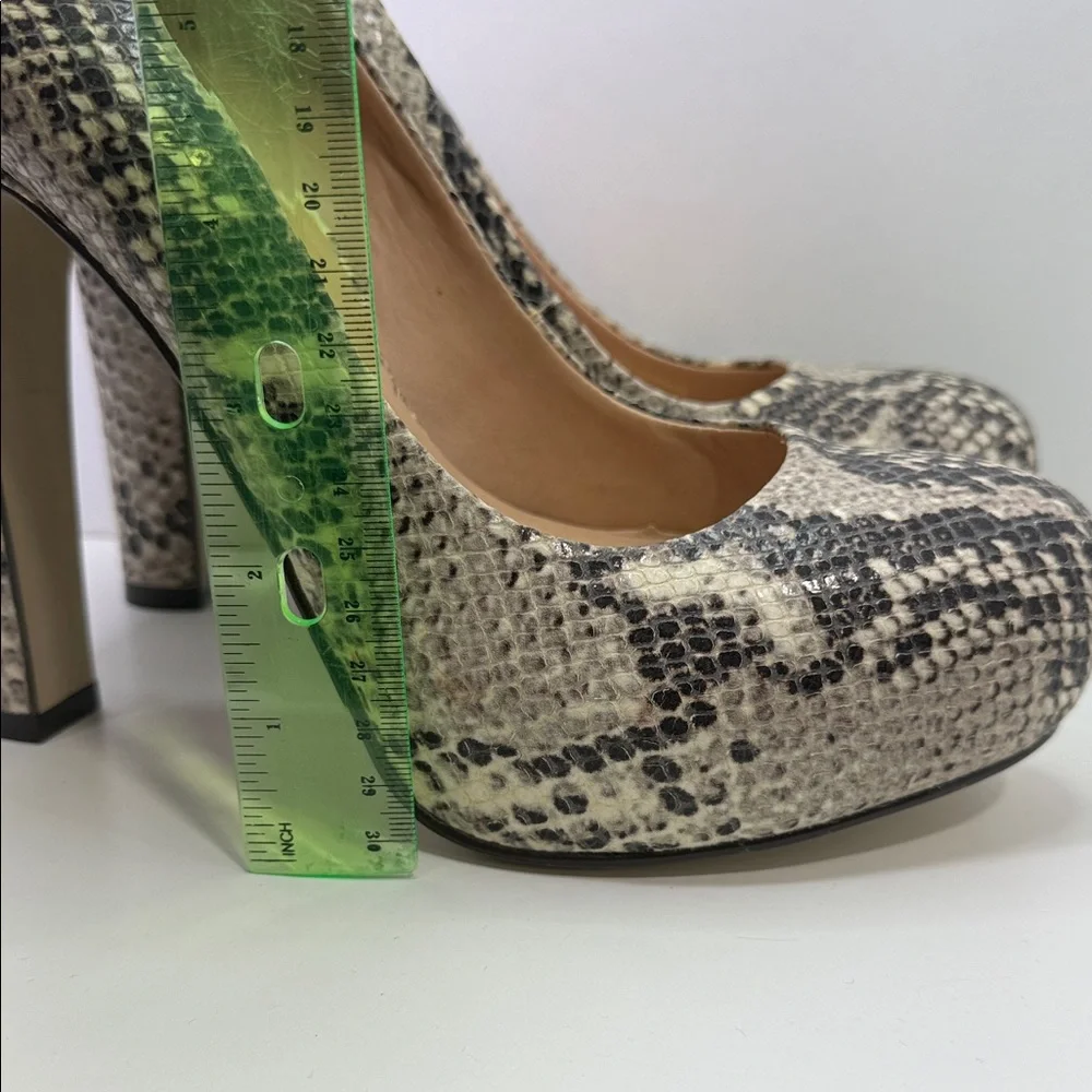 Pour La Victoire Neutral Snake-Print Platform Pumps - Picture 10 of 11
